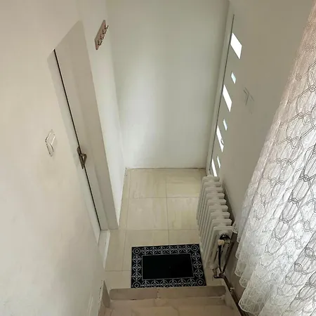 Zara Apartment